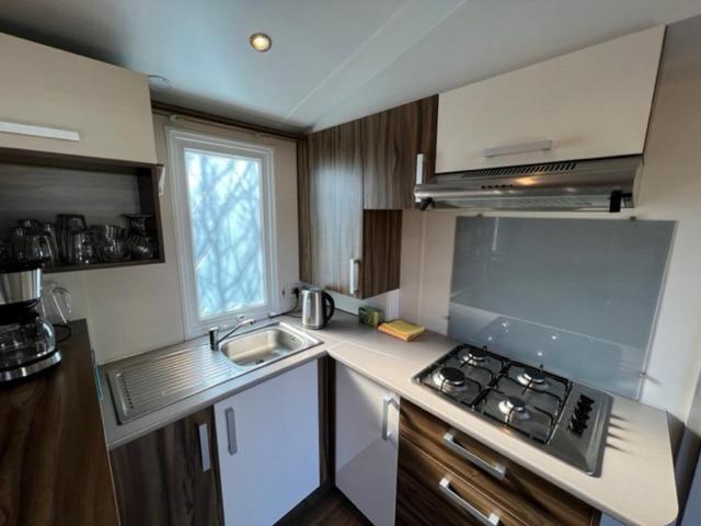 Chalet Kajuit 418 Op 5 Sterren Camping Bergumermeer Hotel Suameer Exterior foto