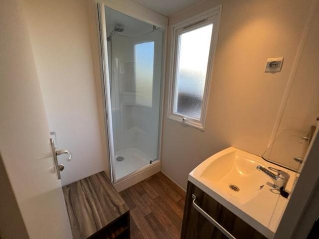 Chalet Kajuit 418 Op 5 Sterren Camping Bergumermeer Hotel Suameer Exterior foto